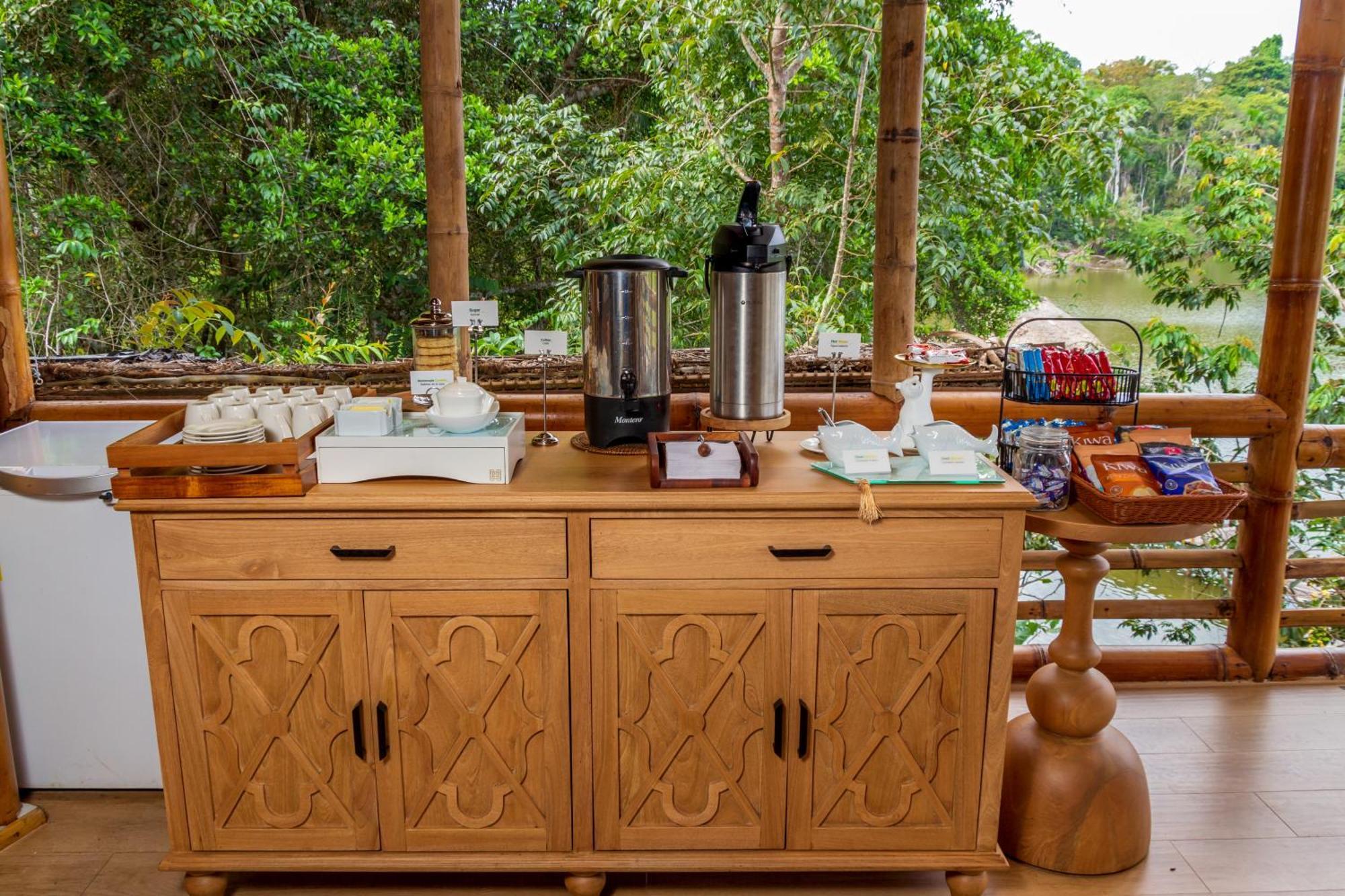 La Selva Eco-Lodge & Retreat Providencia Exterior photo